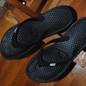 Nike Flip Flops